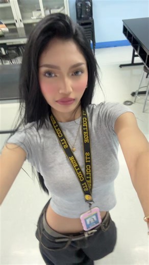 astrea (@astrea.asuta)’s videos with original sound - AeroxWIP.