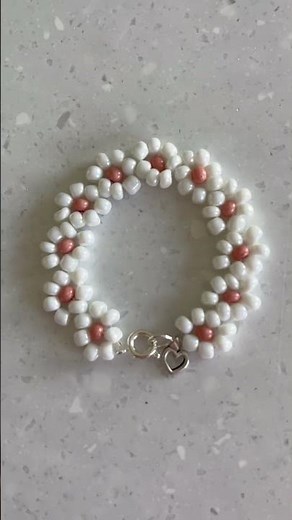 Easy beaded flower bracelet