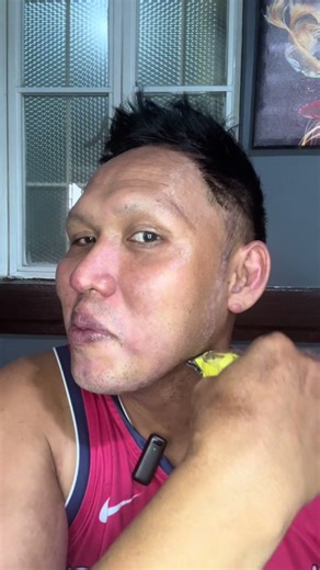 Ahitin ko daw pati yun kilay sabi ni king wahaha