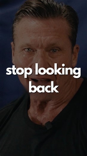 Mat Steinwede on Instagram: "There’s a reason that the rear view mirror is smaller than the windscreen in a car. Stop looking back, the future is ahead."