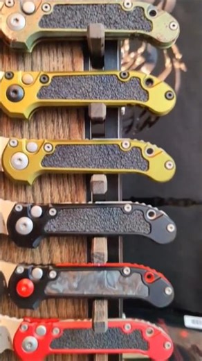 Microtech Ludt USA American Knife Collection #microtechknives #statusknife #knifestand