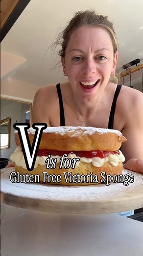 Gluten Free Victoria Sponge Cake Recipe - easy gluten free baking #glutenfree #glutenfreecake
