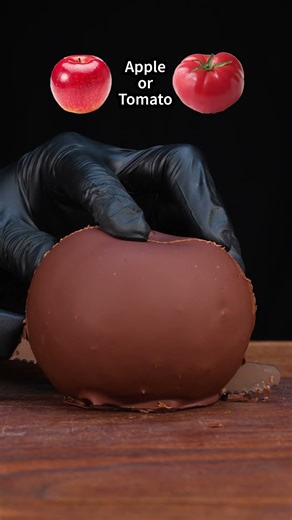 🍎 or 🍅