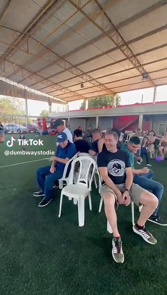 People Climbing on People Fail Compilation | Natalia González