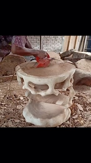 DIY Crafts Originals on Instagram: "Wood carving a bonsai table #woodcarving #woodcarver #woodcarving #woodcarvingart #woodcarvingtools #woodcarved #woodcarvingskills #bonsai #bonsái #bonsaitable #bonsaitables #bonsaitabledesign"