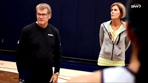 Geno Auriemma 💯 “Your contribution doesn’t have to be 25 points. But, it has to be something & we have to get it. Your number one contribution is the energy you bring to what we’re doing.” via Basketball is Psychology | NCSA College Recruiting