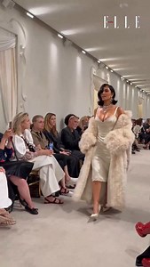 1K reactions · 46 shares | Kim Kardashian walks the Balenciaga runway at Demna’s final show for the house, channeling Elizabeth Taylor in a striking tribute. @kimkardashian @balenciaga #Balenciaga #HauteCouturefw25 #ElleArabia | ELLE Arabia | Facebook