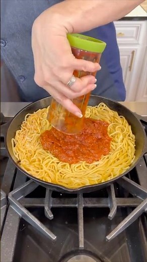 Spaghetti Pizza
