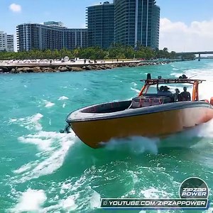 23K views · 1K reactions | Unmistakably vibrant, unmistakably a 43’ Open #midnightexpressboats | Midnight Express Powerboats | Facebook