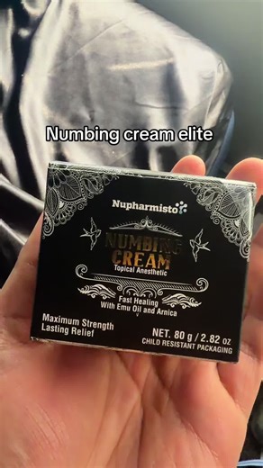 Plastic Wrap Techniques for Optimal Tattoo Numbing