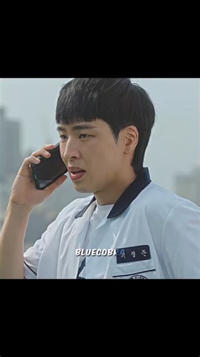 親王 | ᴘʀɪɴᴄᴇ on Instagram: "🇯🇵 People’s footsteps are being converted into electricity in Japan In Japan, special piezoceramic tiles are used to generate electricity from the pressure of people’s footsteps. When you step on them, the tiles bend, creating a mechanical tension that the piezoelectric material converts into electricity. About 2.4 million people contribute to this system at Shibuya Station every day. The energy generated is used to power LED lights, displays, and sensors. This metho