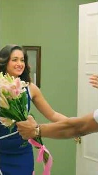 Watch your favorite scenes and suspenseful moments from Akshay Kumar’s Rustom movie.