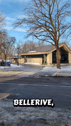 Bon début d'année 2026 Tétreaultville 😁 https://youtube.com/shorts/eV_I7SHI2AI?si=oPLu60yH8IDk92s6 | Bayard Sylvain