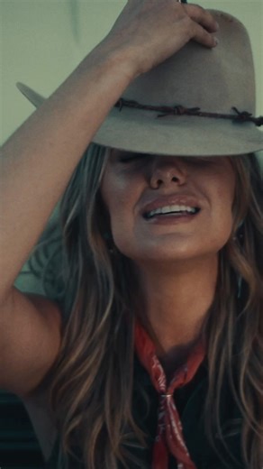 608K views · 8.8K reactions | This album kept me in touch with reality while I was getting my footing living the dream. As I continue to share my story, I hope you find yours in mine. This one’s about feeling at home with the one you love. That’s a special sense of peace and freedom if you ask me. Share this one with someone who makes you feel like you. “4x4xU” the song and music video are both out now. | Lainey Wilson | Facebook