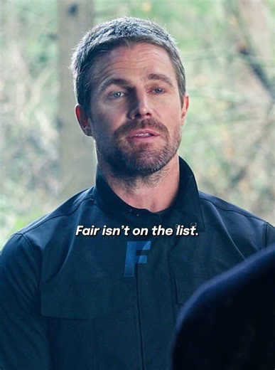 Green Arrow returns to help Flash save the Multiverse #shorts