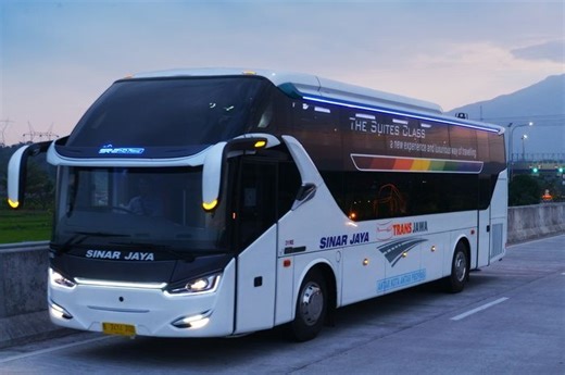 Wajib Tahu, Ternyata Seperti Ini Cara Sopir Bus AKAP Mengusir Kantuk - Otomotifnet.com
