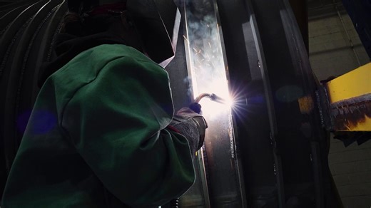 “The best of the best is right here, right now.” Rapid Response projects take buy-in across our organization but they are made possible because of the incredible skill inside our shops. Learn more about our Rapid Response program: https://enerfab.com/news-insights/recovering-faster-in-critical-situations-a-look-at-rapid-response-fabrication/ #SkilledLabor #Welding #ShopFabrication #Welder #ExpeditedFabrication | Enerfab, Inc.