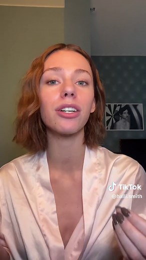 Everything you need to know if you want to get a breast augmentation! These are some things to think about before booking your appointment, but of course you can discuss more with your doctor. I recommend for any breast augmentation you really think about your lifestyle, the clothes you wear, your workouts and how that will be imoacted after this surgery. Hooe this helps you think more about getting a breast augmentation :) #breastaugmentionexperience #breatsurgery #plasticsurgeryjourney