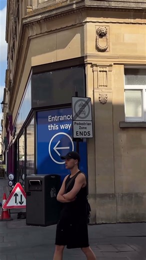 Walking into Bath’s History #bath city #bathuk #walkingtour #uktravel #travelreels #travel #viral