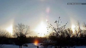 Stunning Solar Phenomenon Called 'Sundogs' Light Up the Sky