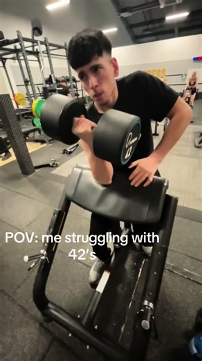 Arm Wrestling Challenge: My Epic Bicep Struggle