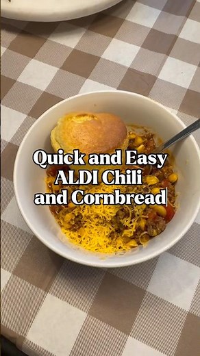 The Easiest Instant Pot Chili with Cornbread #quickdinnerrecipes #instantpotmeals #aldimeals