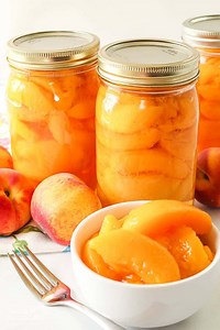 Canning Peaches at Home