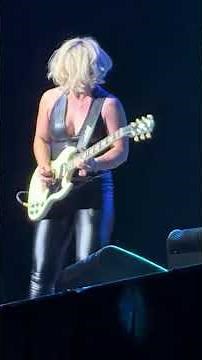 Samantha Fish (live guitar solo): Don’t Let It Bring You Down 5/8/2026 Ameristar Casino: Kansas City