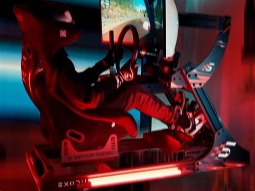 今天，搞点帅的！解锁赛车模拟器的炫酷打开方式