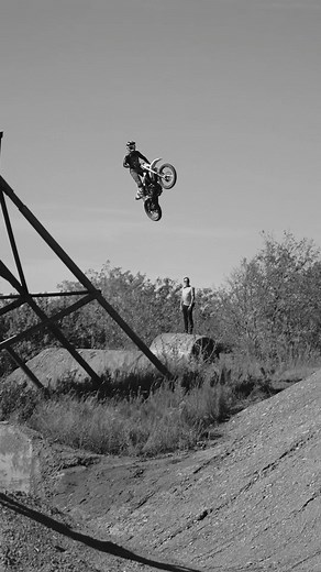 1.9K views · 14 reactions | It’s no wonder Vicki Golden is as...