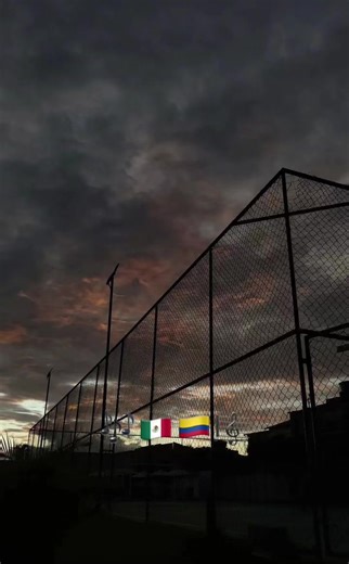 Create Stunning Videos with FilmoraGo Video Editor