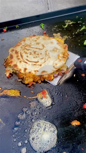 8K views · 55 reactions | Keto Chicken Quesadillas on the griddle. Cereal, carb tortillas, fresh, shredded cheddar, pico de gallo, grilled chicken. Mmmmmm | Yep, It's Keto | Facebook