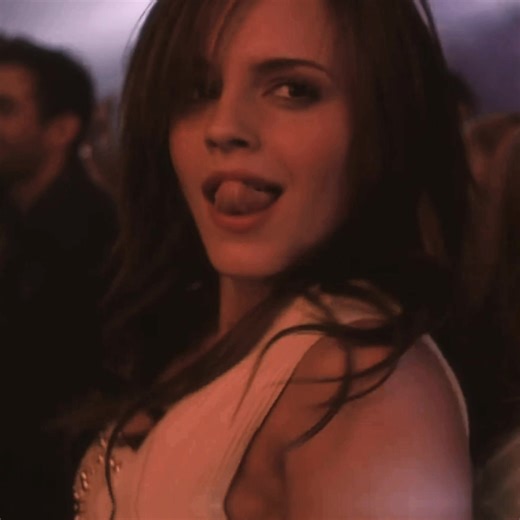 emma watson dancing in this scene gives me the ultimate bi panic #emmawatson #emmawatsondancing #emmawatsonedit #emmawatsonedits #emmawatsonhot #blingring #blingringedit #foryou #foryoupage #fypシ #viral #edit