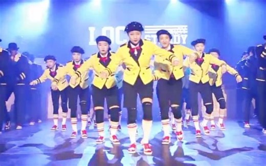 【同步率爆表】锁舞组合Lock N Lol身穿制服超炸开场+闭幕表演