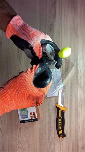 Don’t Go to the Airport Without This Tool! ✈️ #traveltools #airporttips #airporthacks #travelsmart