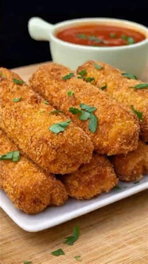 Crispy Cheese Toast Rolls #shorts #youtubeshorts #asmrcooking #kofoody #cooking
