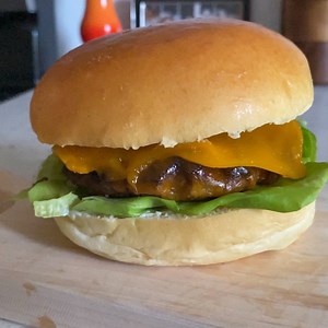 The secret to the best burgers ever? THIS. 👇 Full recipe: http://dlsh.it/a4jBjtm | Delish