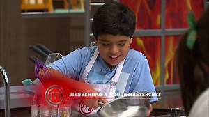 En 2016, tuvimos la primera temporada de MasterChef Junior Chile, vamos a revivir todas las emociones de la competencia y acompañar la trayectoria de los mejores cocineros en búsqueda del gran título de MasterChef. (T01E04 - 2016) | MasterChef Chile