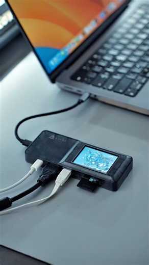 Clean desk setup people are gonna love this one. #dockingstation #usbhub #productivity #techupgrade