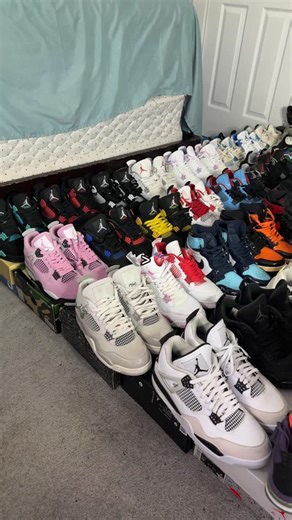 Dat-Luv on Instagram: "go insane.. @obosneaker.reviews -obosneaker.com -code:DAT #fyp #sneakers #shoes #kicks y #fyp #sneakers #shoes #kicks #sneakerhead #sneakeraddict #sneakertok #fashion #fashiontiktok #streetwear #whocanrelate #relatable #relate #blowthisup #viral #foryou"