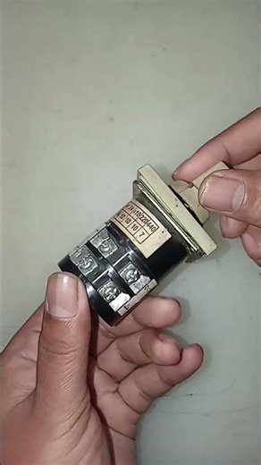 control selector switches 15A 4pin (saklar putar)