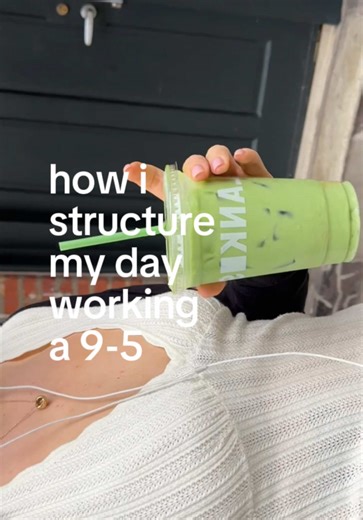 All this just to try to have a life outside my job hahahahah…. 🙂 #dayinmylife #dayinmylifevlog #newyorkcity #nyc #nycvlog @Blank Street @NEW YORK PILATES™ @Sézane @Oak and Fort @CHARLESKEITHOFFICIAL @Chobani @Dolce Vita Footwear @Los Angeles Apparel @Wegmans @Emi Jay @drinkpoppi @CYKLAR