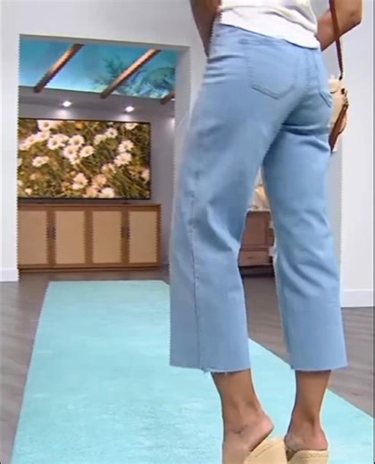 HSN model Dagmara models jeans 74