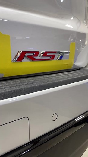 Nissan Emblem Removal: Tips for Auto Detailing