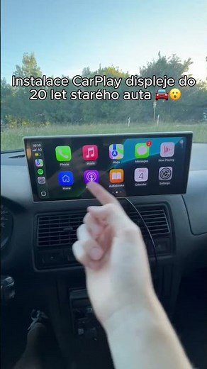 Instalace CarPlay displeje do 20 let starého auta 🚘😮