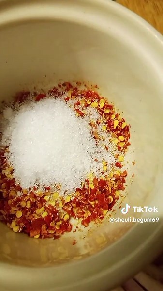 Sheuli Begum (@sheuli.begum69)’s videos with Shongshar Amar Bhallage Na - Momtaz