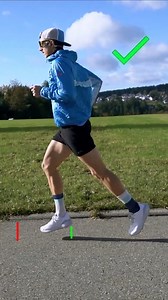 🏃‍♂️ Bouncing While Running: What It Is & How to Fix It 👇 Bouncing (or vertical oscillation) is the up-and-down movement your body makes while running. Too much bouncing wastes energy, slows you down, and increases the shock on your legs—leading to inefficiency and higher injury risk. Here’s how to reduce it: 1️⃣ Cadence: Increase your step rate. A higher cadence naturally decreases bouncing and improves stride efficiency. 2️⃣ Body Position: Lean forward slightly from the ankles instead of sta