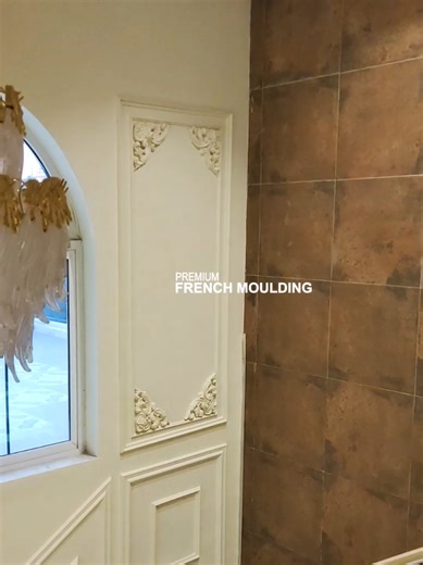 It's amazing how much architectural detail can transform a basic wall. Obsessed with the character this moulding adds to our home! #wallmoulding