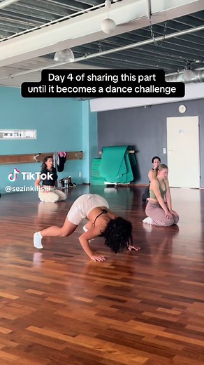Learn How to Twerk: Fun Dance Tutorial
