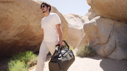 Skyway Sigma 7.0 Softside Expandable Spinner Suitcase with Wheels, Carry-on Luggage, Black, 20-inch